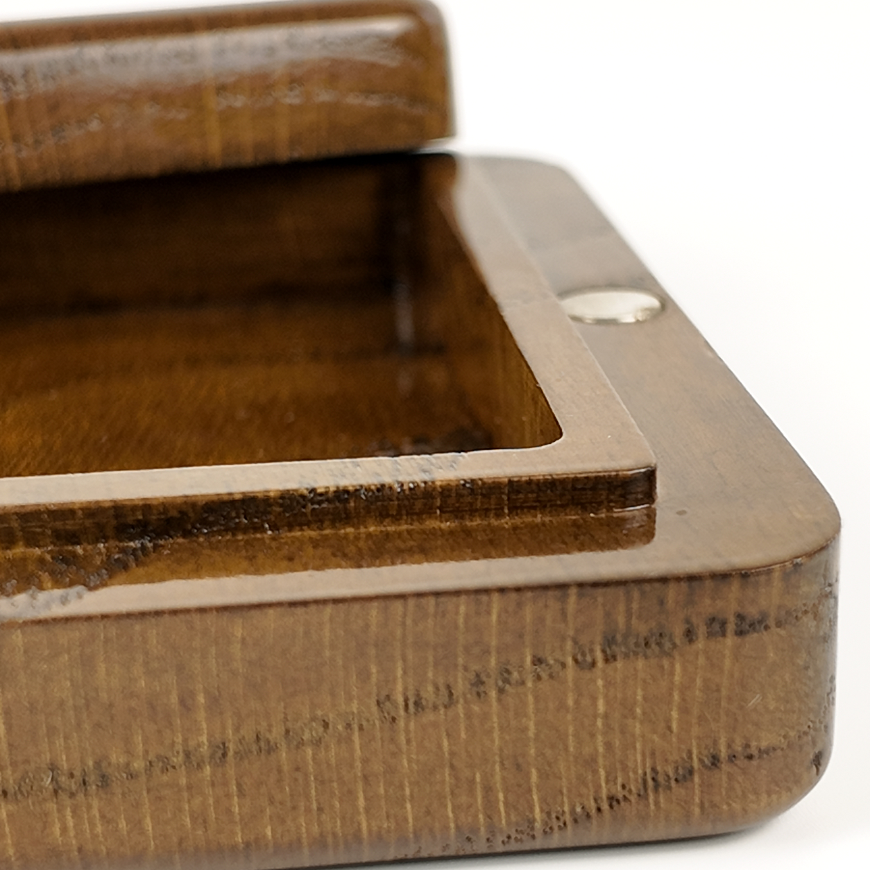 Single Deck Magnetic Lid Oak color Walnut Case for Playing Cards
