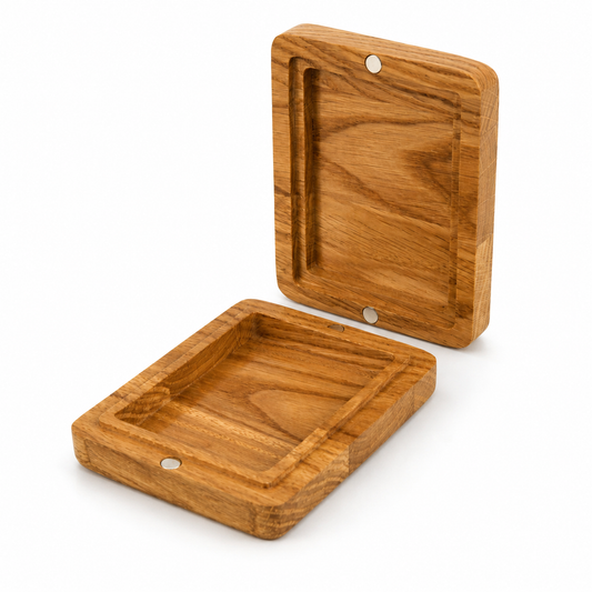 Single Deck Magnetic Lid Oak Case for Playing Cards