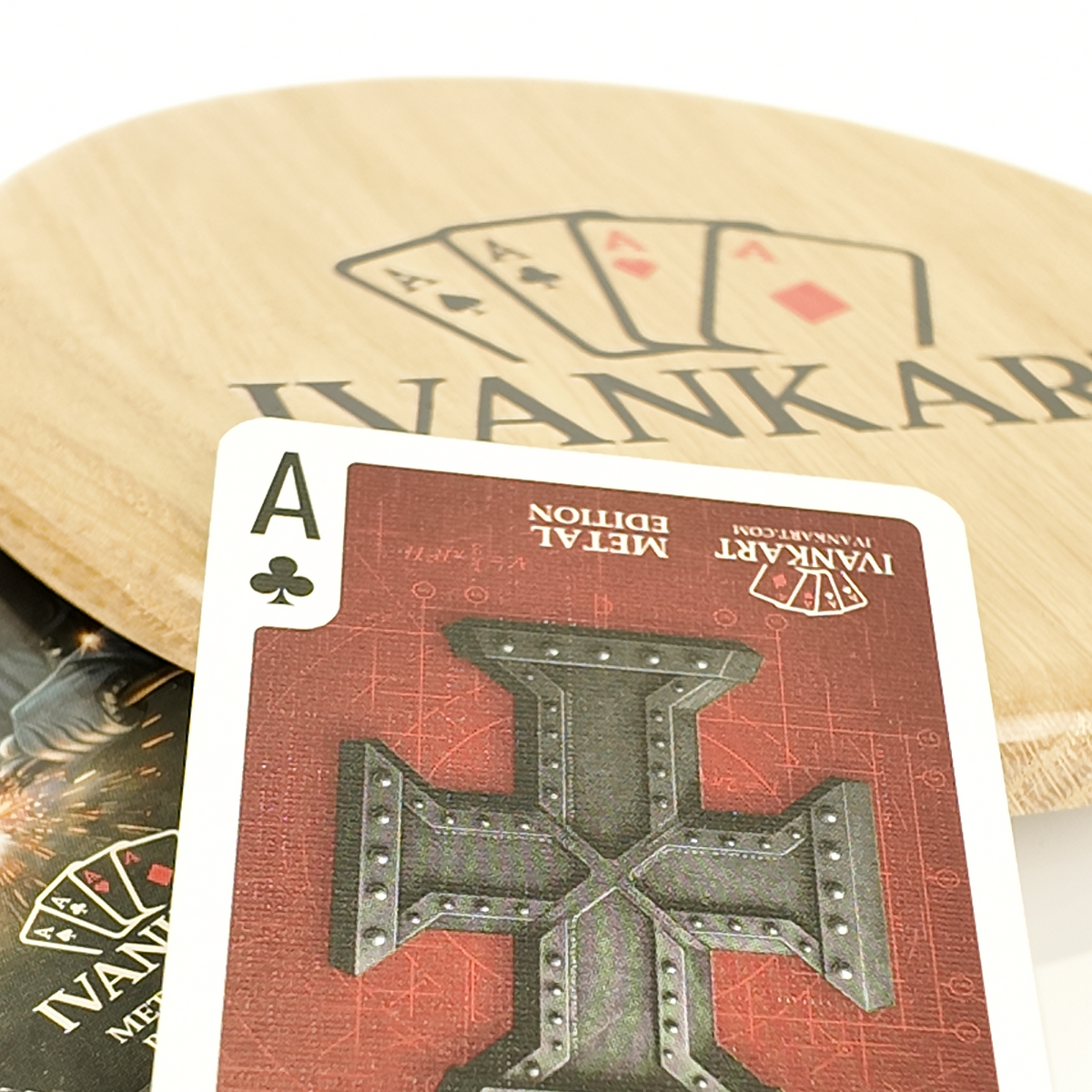 Set Oak Round Case Nordic Surveyor + Metal Deck by Ivankart