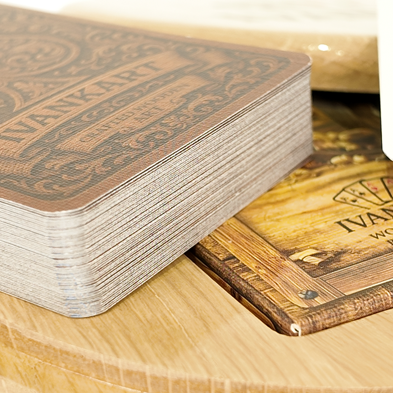 Set Oak Round Case Nordic Surveyor + Wood Deck by Ivankart