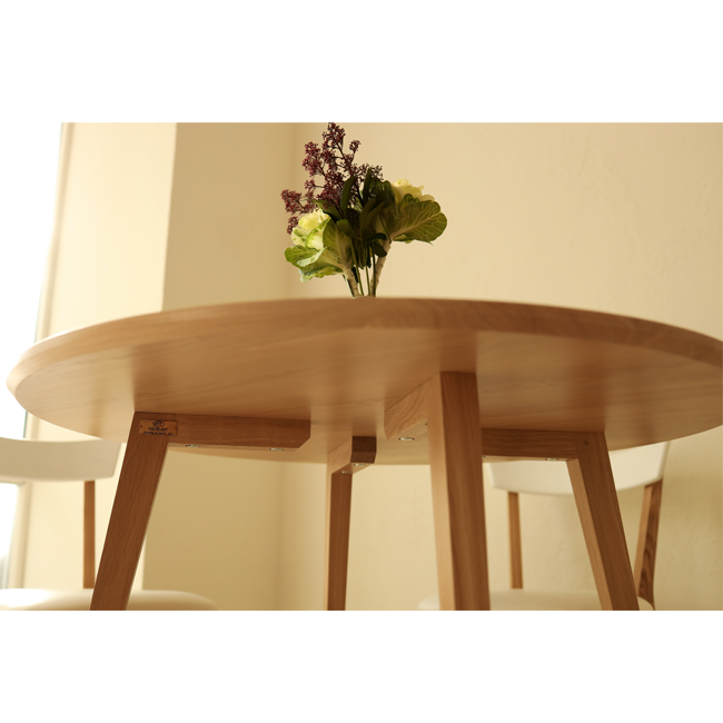 Oak Round Dining Table
